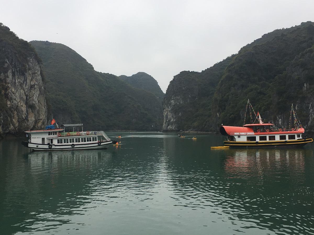 Nam Phuong Hotel Dong Khe Sau Екстер'єр фото